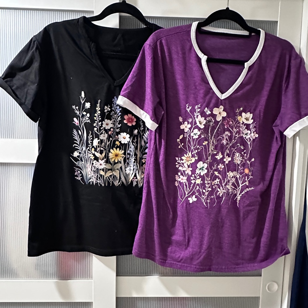 Women’s Floral Short-Sleeve V-Neck Top - Purple and Black t shirt bundle
